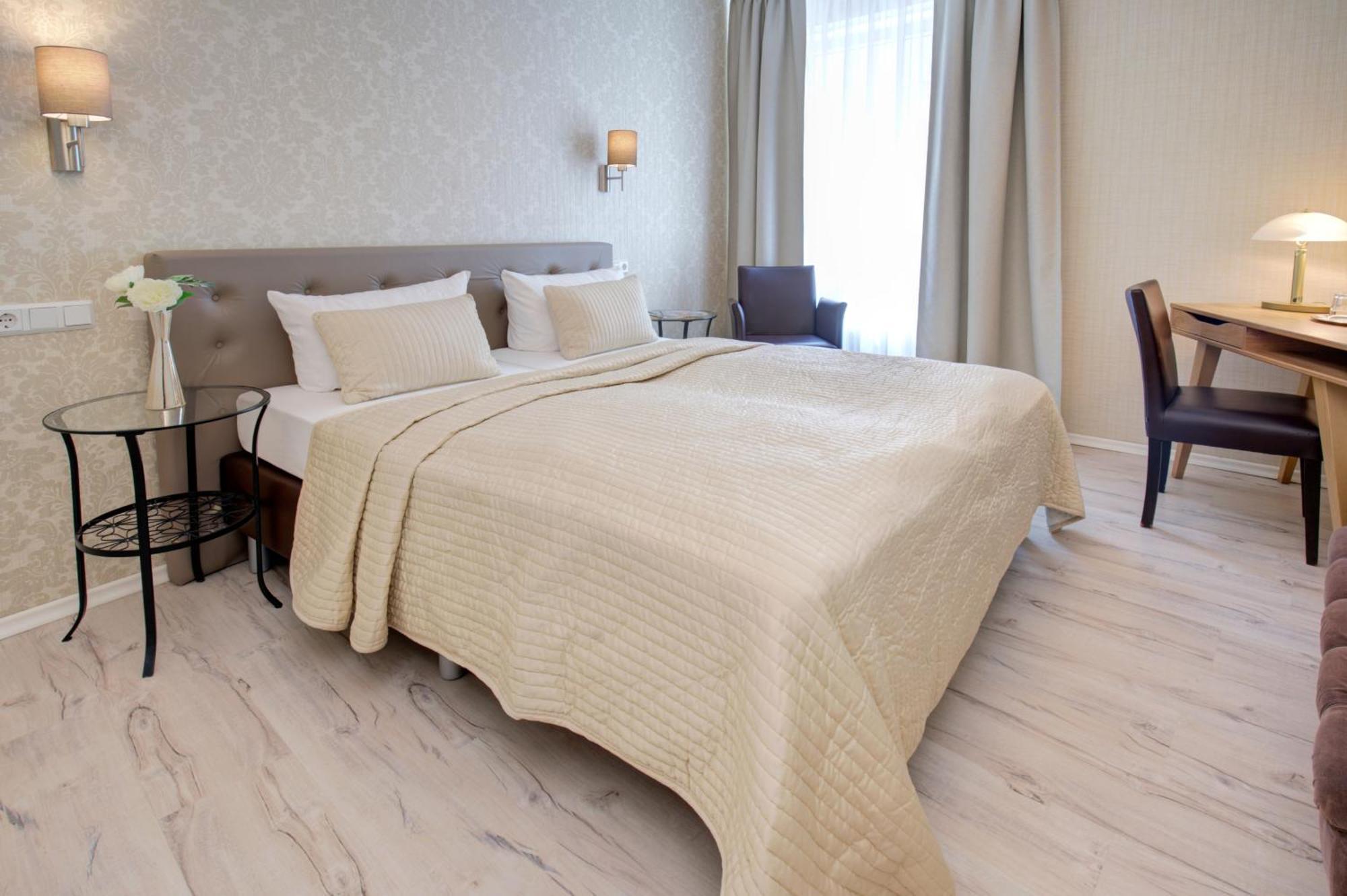 Lohr Hotel 3*